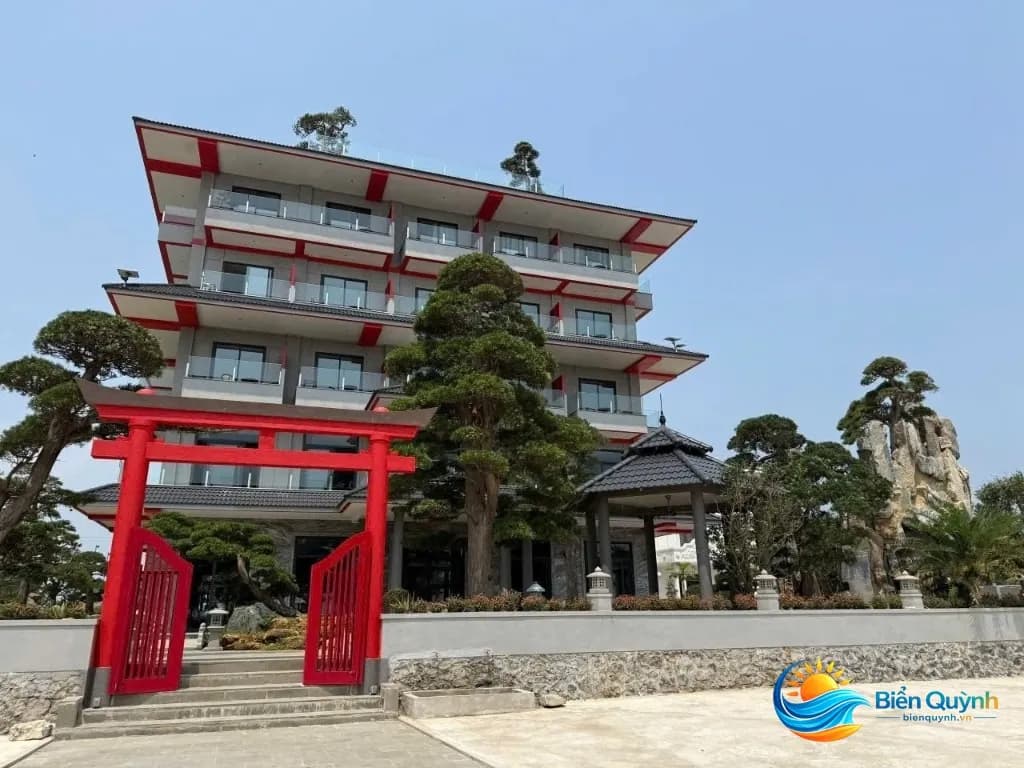 Viet tin hotel bien quynh mat tien tại Việt Tín Hotel, biển Quỳnh, Nghệ An
