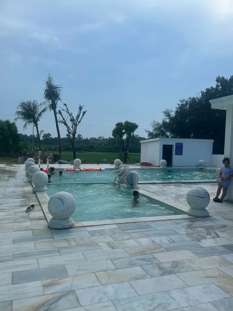 Sea stars hotel bien quynh be boi tại Sea Stars Hotel Biển Quỳnh, biển Quỳnh, Nghệ An