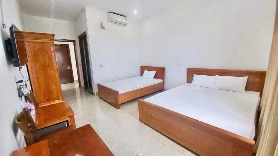 Huong bien hotel phong nghi 3 tại Khách Sạn Hương Biển, biển Quỳnh, Nghệ An