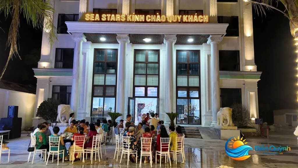 Sea stars hotel bien quynh ban dem tại Sea Stars Hotel Biển Quỳnh, biển Quỳnh, Nghệ An